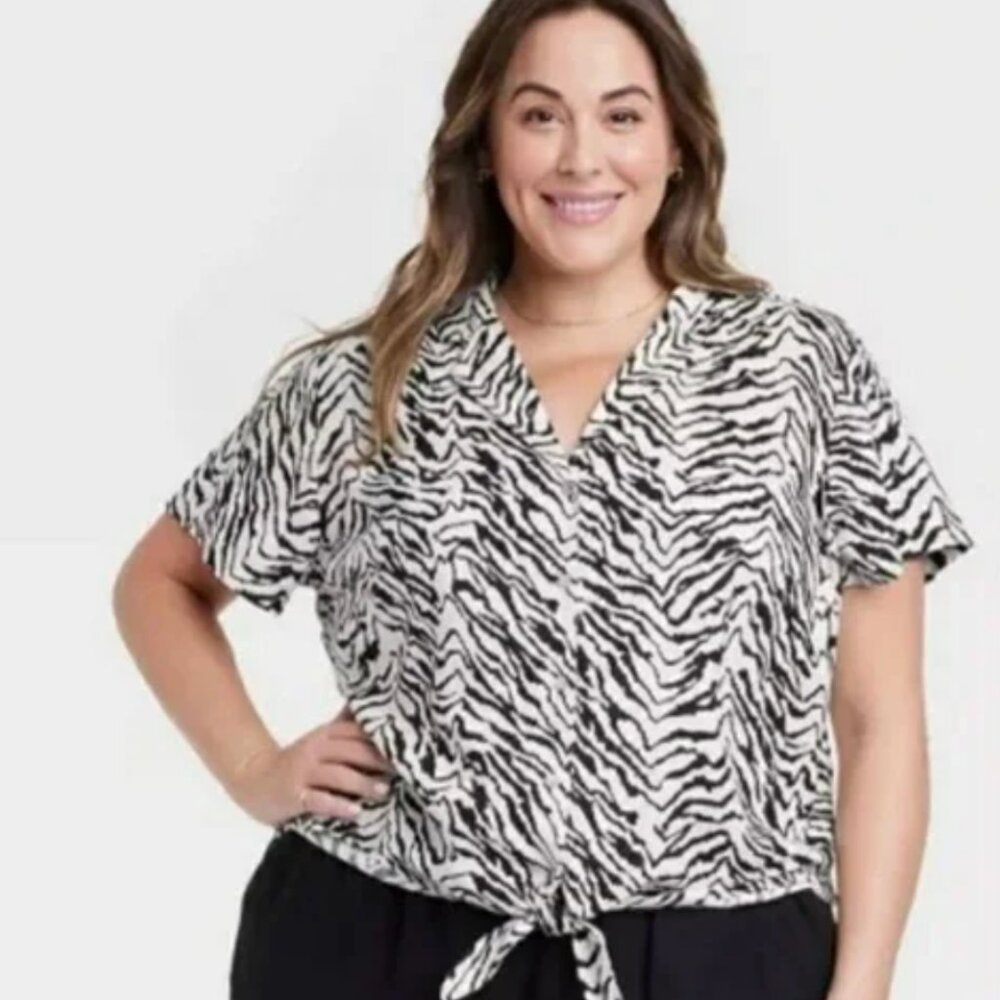 Ava & Viv Animal Print Short Sleeve Button Down‎ Top Plus 2X Tie Waist Boho Fun
